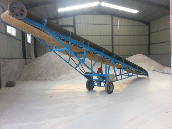 膨潤(rùn)土生產(chǎn)車間一角